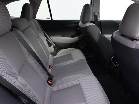 Used 2025 Subaru Outback Premium image 18