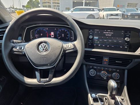 Used 2020 Volkswagen Jetta SEL FWD image 13