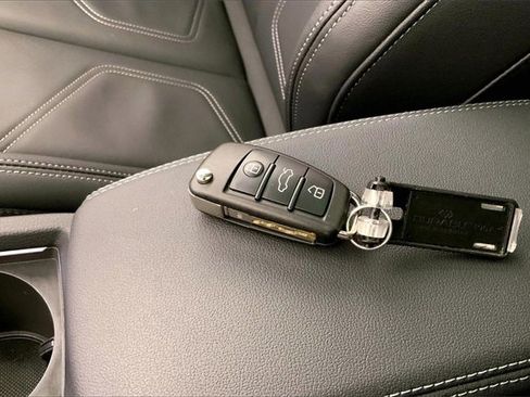 Certified 2025 Audi Q3 2.0T Premium w/ Convenience Package image 11