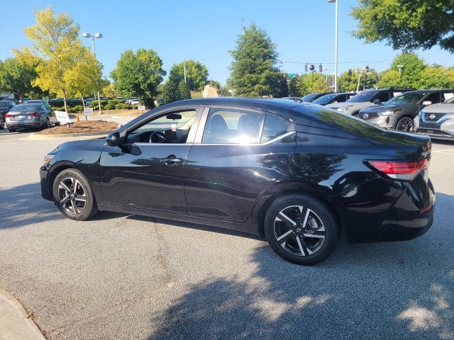 Used 2024 Nissan Sentra SV FWD image 5
