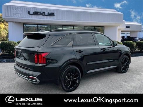 Used 2023 Kia Sorento SX image 5