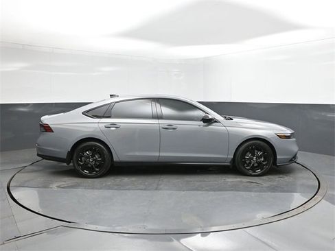 New 2025 Honda Accord SE image 26