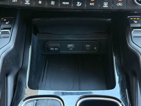 Used 2025 Kia Telluride S image 45