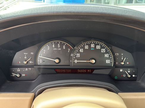 Used 2007 Cadillac XLR RWD image 16