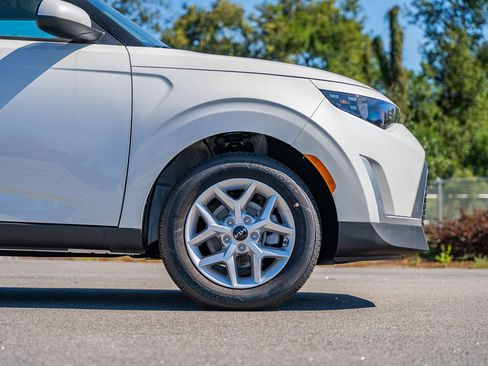 New 2025 Kia Soul S image 5