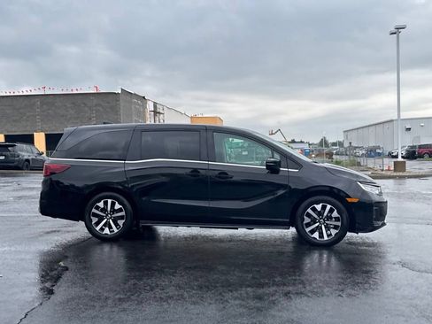 Used 2025 Honda Odyssey EX-L image 7