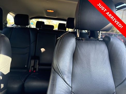 Used 2018 MAZDA CX-9 Touring w/ Touring Premium Package image 10