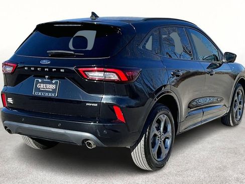 Used 2023 Ford Escape ST-Line Select w/ Tech Pack #2 image 2