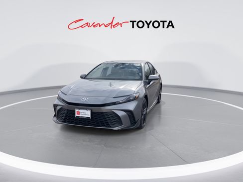Certified 2026 Toyota Camry SE image 3