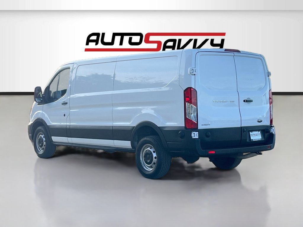 Used 2024 Ford Transit 250 Low Roof w/ Load Area Protection Package RWD image 5