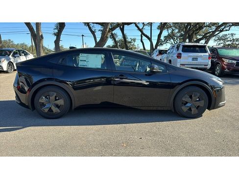 New 2026 Toyota Prius Plug-In Hybrid FWD image 44