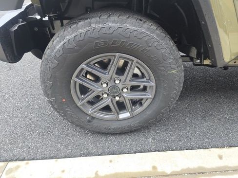 New 2026 Jeep Gladiator Sport image 8