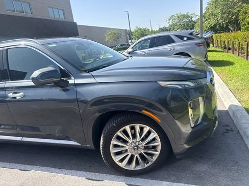 Used 2020 Hyundai Palisade Limited FWD image 4