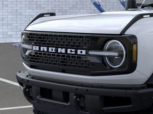 New 2026 Ford Bronco Badlands image 19