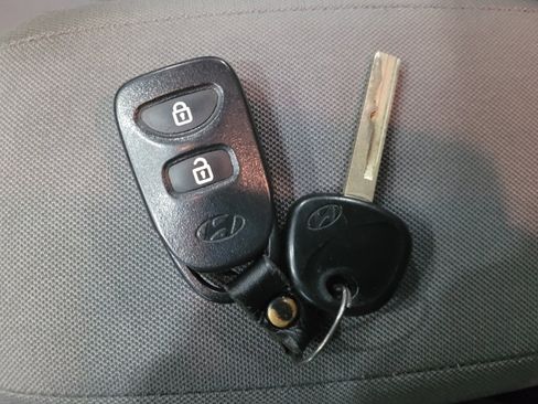 Used 2015 Hyundai Accent Sport image 32