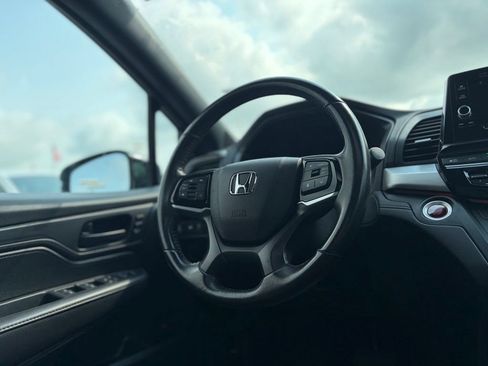 Used 2025 Honda Odyssey Sport-L image 46
