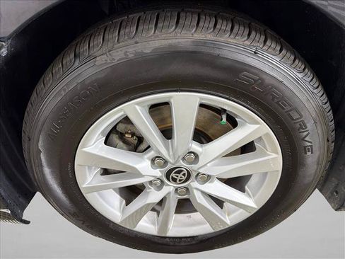 Used 2025 Toyota Camry LE FWD image 11