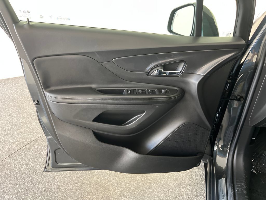 Used 2018 Buick Encore Sport Touring w/ Safety Package FWD image 13