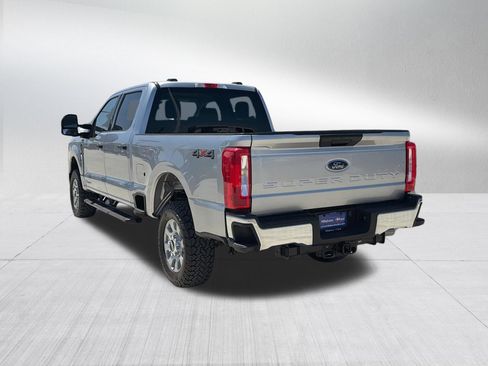 Used 2024 Ford F250 XLT AWD/4WD image 8