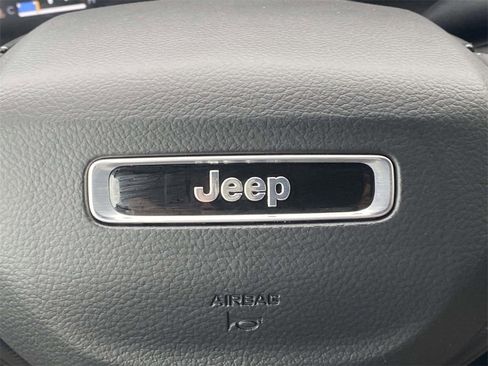 New 2025 Jeep Grand Cherokee Laredo w/ MOPAR Finishing Package image 23