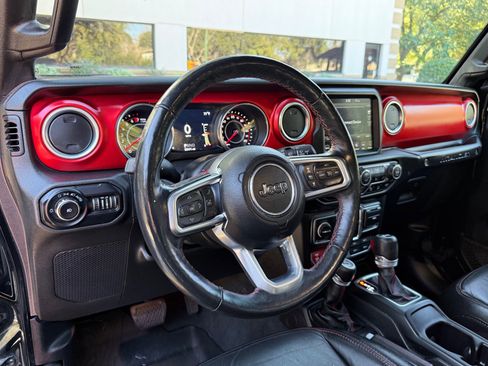 Used 2019 Jeep Wrangler Unlimited Rubicon image 25