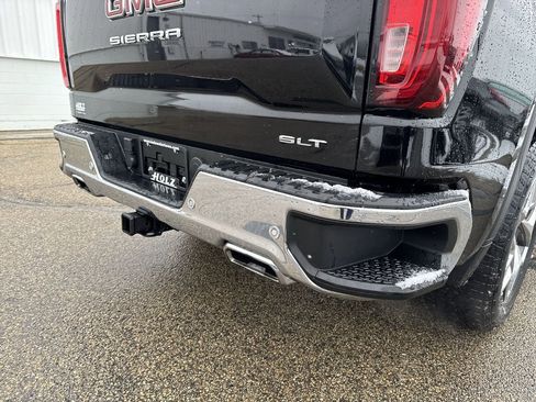 Certified 2023 GMC Sierra 1500 SLT w/ SLT Premium Package image 4