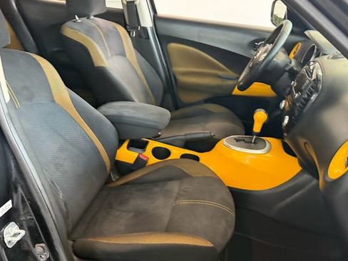 Used 2016 Nissan Juke SV FWD image 16