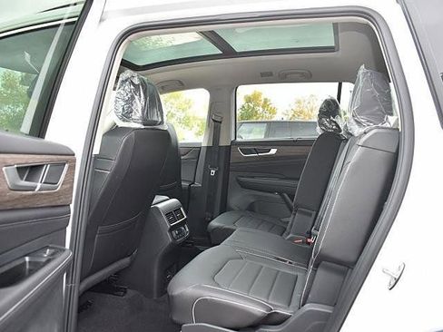 New 2026 Volkswagen Atlas SEL AWD/4WD image 8