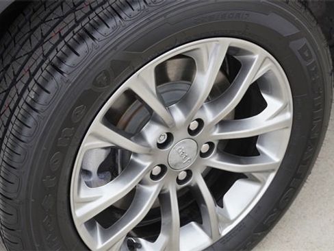 Used 2021 Jeep Cherokee Latitude Lux image 11