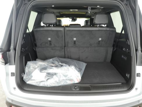 New 2026 Jeep Grand Wagoneer Limited image 5