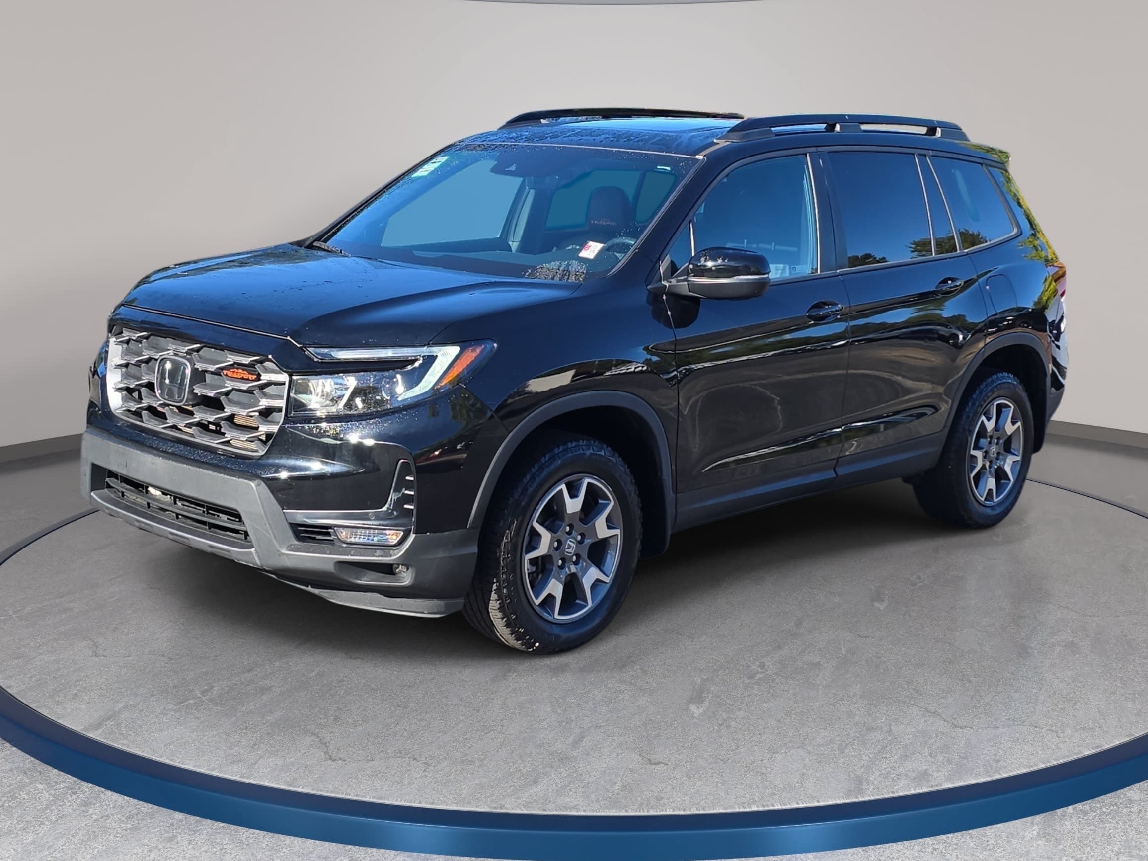 Used 2023 Honda Passport TrailSport image 1