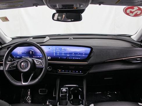 Used 2025 Buick Envision Sport Touring AWD/4WD image 30