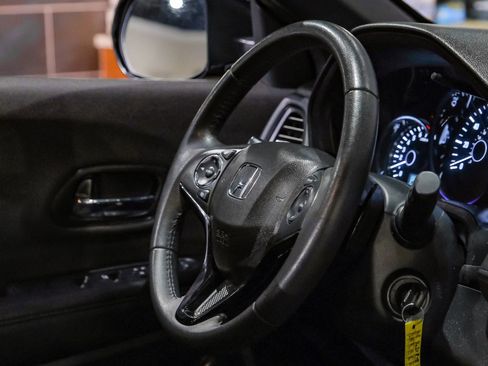 Used 2022 Honda HR-V Sport image 14