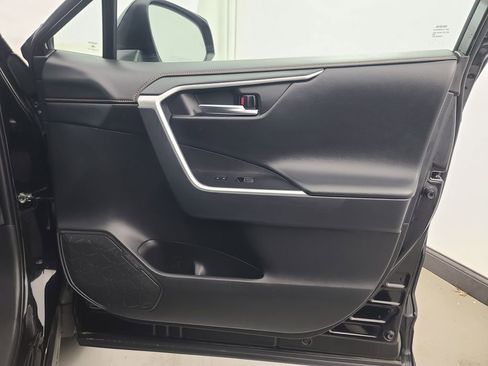 Used 2024 Toyota RAV4 Adventure image 14