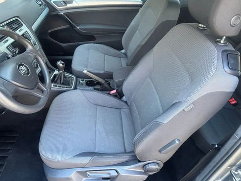 Used 2015 Volkswagen Golf Launch Edition FWD image 16