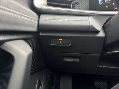 New 2026 Volkswagen Tiguan SE image 18