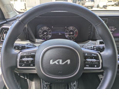 Used 2023 Kia Sorento SX FWD image 24