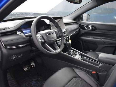 New 2026 Jeep Compass Latitude AWD/4WD image 12
