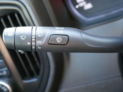 Certified 2023 Chevrolet Silverado 1500 Custom image 21