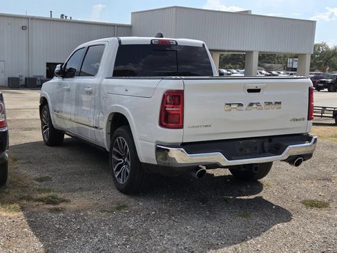 Used 2025 RAM 1500 Limited AWD/4WD image 7