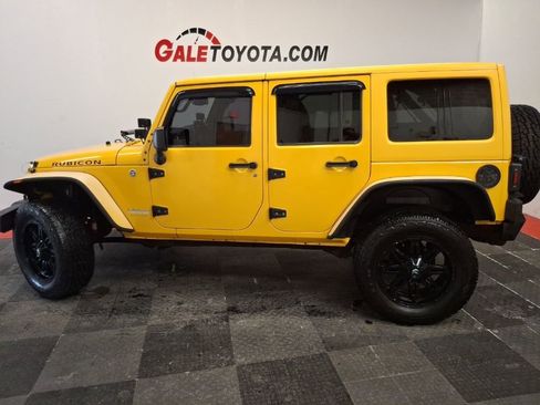 Used 2015 Jeep Wrangler Unlimited Rubicon image 9