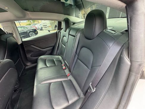 Used 2021 Tesla Model 3 Long Range AWD/4WD image 17