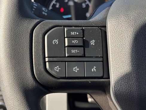 New 2025 Ford F250 XL w/ XL Chrome Package image 20