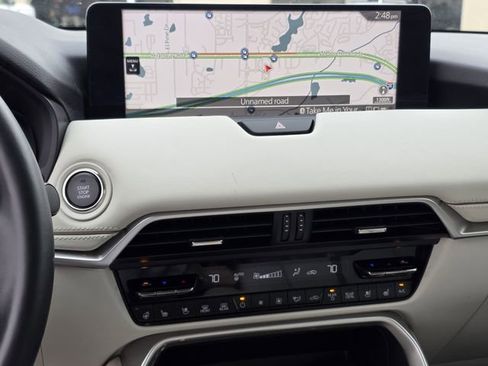 Used 2024 MAZDA CX-90 3.3 Turbo w/ Premium Plus Pkg image 9