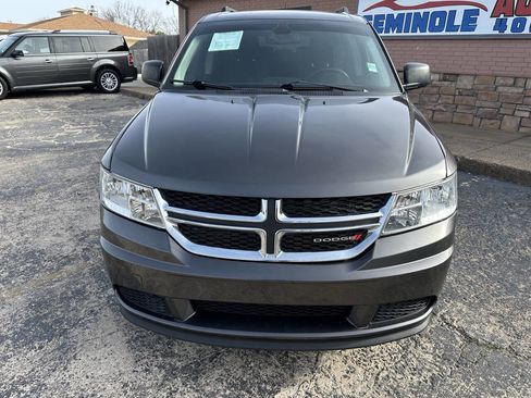Used 2020 Dodge Journey SE image 4