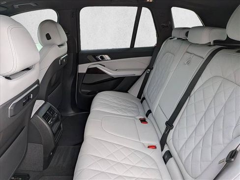 Certified 2026 BMW X5 xDrive50e w/ Premium Package AWD/4WD image 20