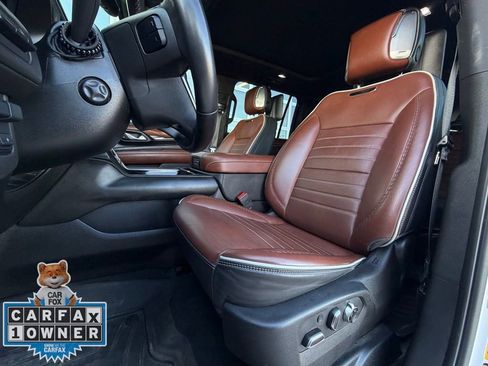 Used 2023 GMC Yukon XL Denali Ultimate image 4