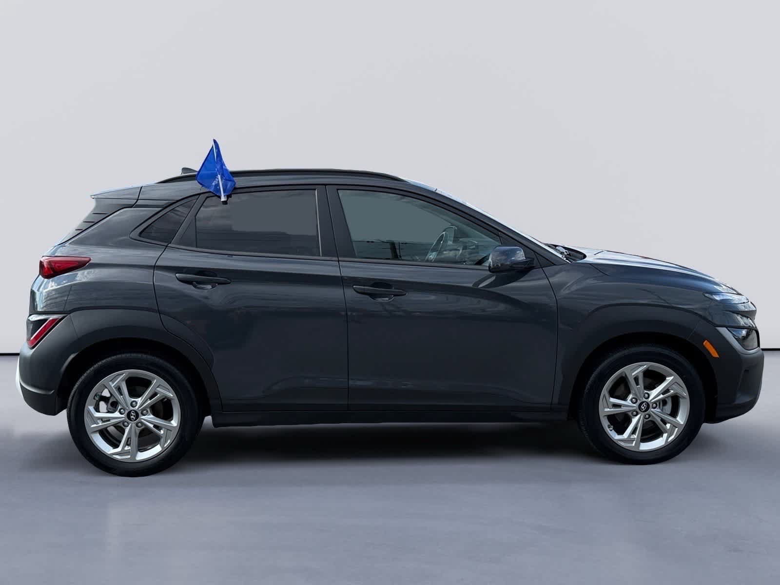 Used 2023 Hyundai Kona SEL w/ Convenience Package FWD image 6