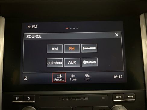 Used 2017 Porsche Macan GTS w/ Premium Package Plus image 37