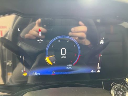 New 2026 Chevrolet Trax RS w/ Sunroof Package FWD image 15